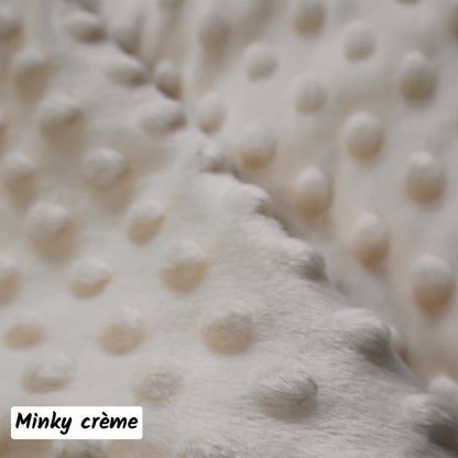 Doudou Billie la saucisse festive